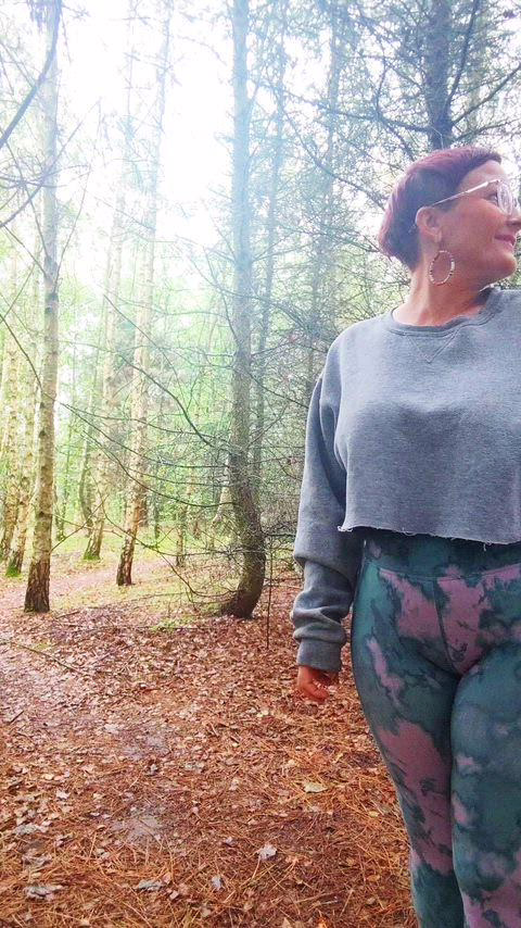 Oooops caught flashing again haha x 5ft UK cougar 43