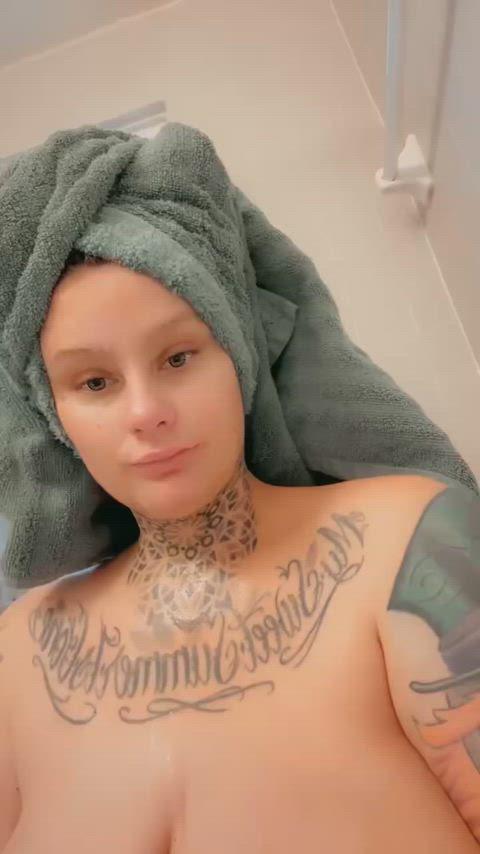 Big Boobs - Am I The Whole Package - Bustybunni2 2 Big Boobs Am I The Whole Package Bustybunni2