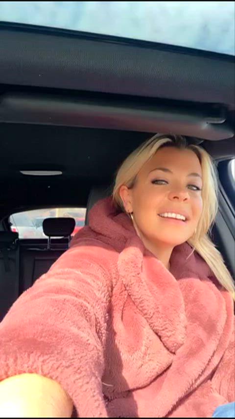 Big Boobs Grocery Store Reveal Frankiefiestymilf