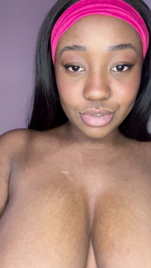 Big Boobs Love Playing With My Big Titties