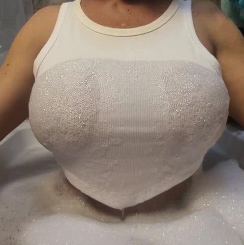 Big Boobs Bubblebath Anyone Nice Gym Rack