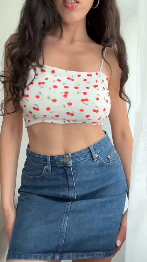 Big Boobs - Anyone Into Busty Brunettes? - Lilyxxx2 2 Big Boobs Anyone Into Busty Brunettes